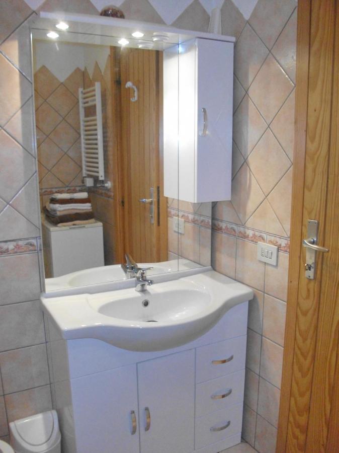 Ferienwohnung Grazioso Monolocale Vista Cervino Breuil-Cervinia Exterior foto